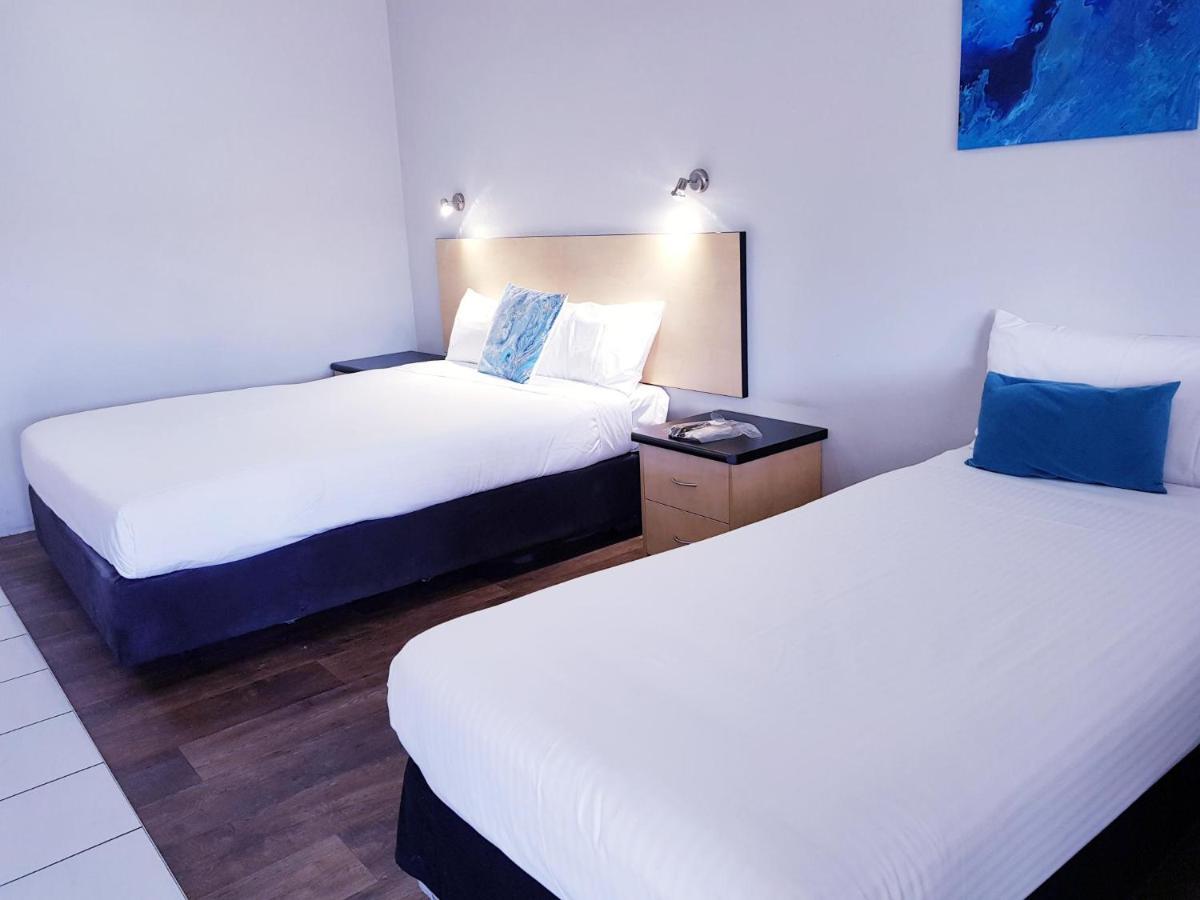 Alara Motor Inn Mackay Exteriör bild