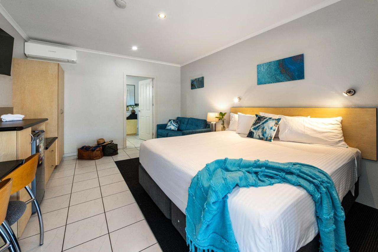Alara Motor Inn Mackay Exteriör bild