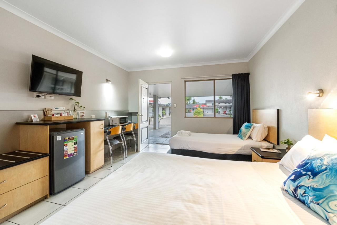 Alara Motor Inn Mackay Exteriör bild