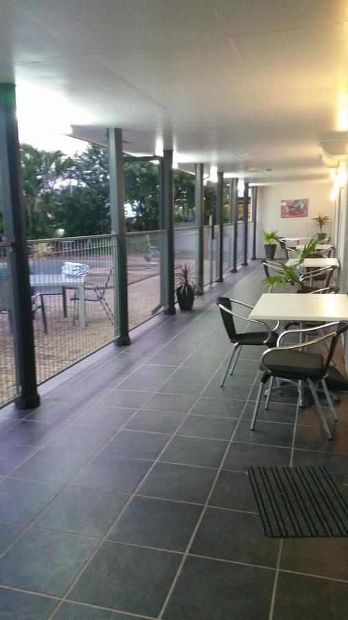 Alara Motor Inn Mackay Exteriör bild