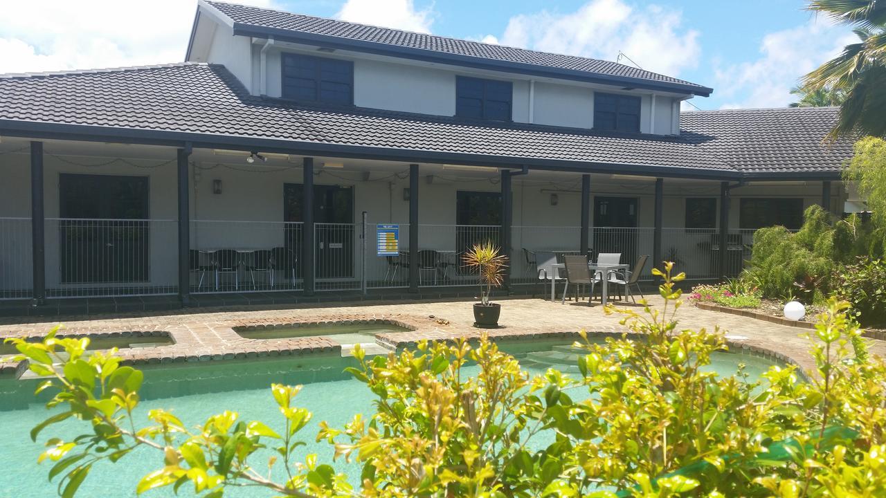 Alara Motor Inn Mackay Exteriör bild